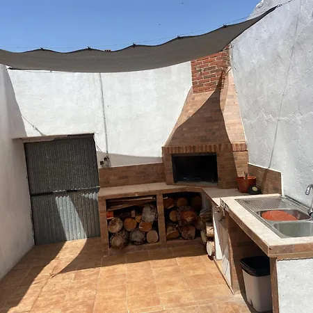 度假居 El Refugio De *